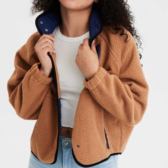 American Eagle Outfitters Jackets & Blazers - American Eagle Fleece Snap Sherpa Jacket